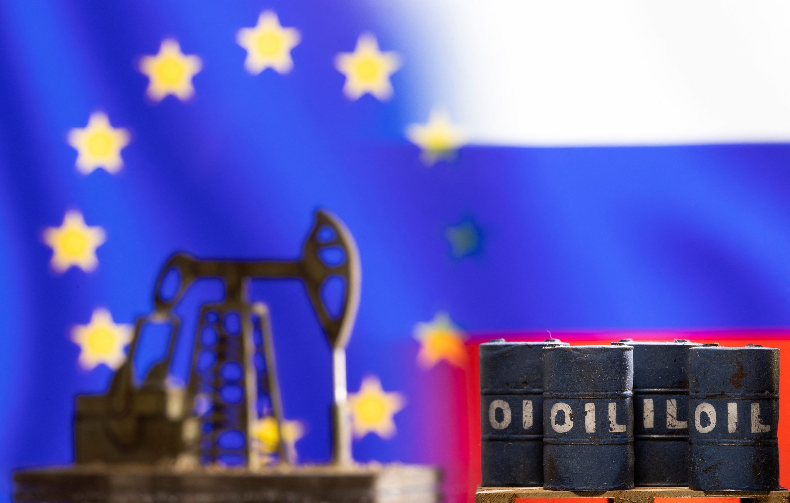 Hyn në fuqi embargoja për importin e naftës ruse në BE