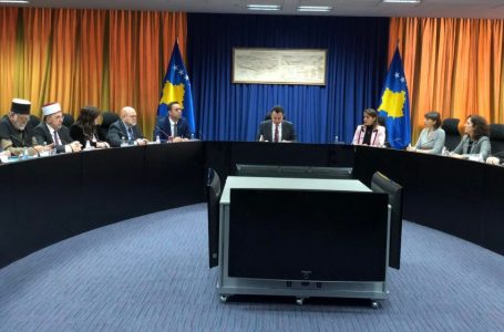 Kurti: Kosova prijëse e respektimit të lirisë së besimit e fesë