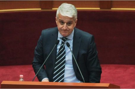 Majko: Kërkesa për vendosjen e ushtrisë serbe në Kosovë është konflikt i pashpallur