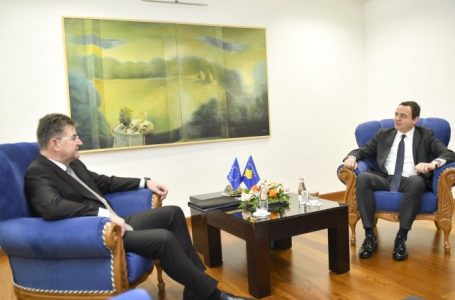 Qeveria jep detaje nga takimi Kurti-Lajçak
