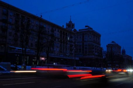 Ukraina mbetet pa energji elektrike pas sulmeve ajrore ruse