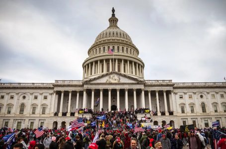 Ende në hetim trazirat e Capitol Hill, mister kush i vuri bombat në selitë e dy partive