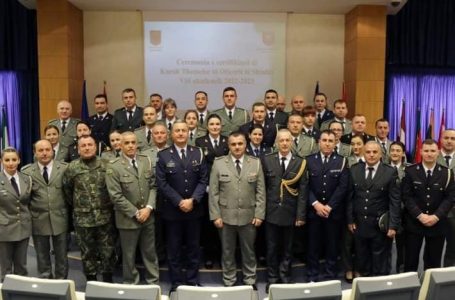 Pesë oficerë shtabor të FSK-së diplomojnë në Shqipëri, Mehaj: Së bashku jemi gjithmonë më të fortë