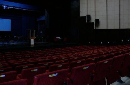 Teatri i qytetit “Hadi Shehu” në vitin 2023 do të shfaqë premiera dhe repriza të ndryshme