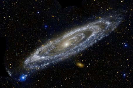 Astronomët zbulojnë yjet më të largët në skajet e galaktikës sonë