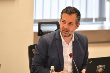 Çeku flet për stadiumin nacional: Nuk besoj që një projekt kaq i rëndësishëm duhet të shndërrohet në betejë lokale