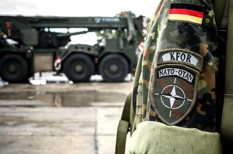 Gjermania po shqyrton dërgimin e trupave shtesë në Kosovë