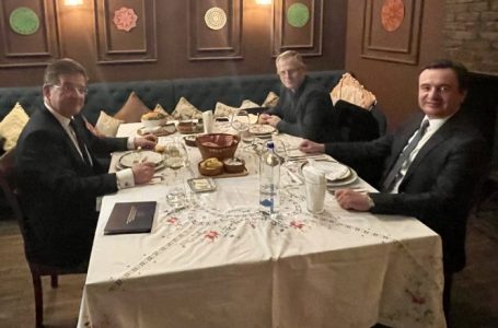 Lajçak pas takimit me Kurtin: Jemi dakorduar se të gjitha marrëveshjet duhet të zbatohen