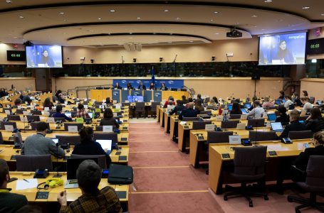 Kush janë eurodeputetët që votuan kundër liberalizimit të vizave dje në LIBE?