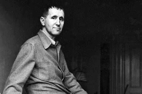 Bertolt Brecht: Të hezitosh është gjë e mirë, nëse pastaj e bën gjënë e duhur