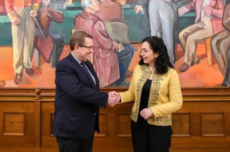 Presidentja Osmani u prit në takim nga kryetari i Kuvendit të Islandës
