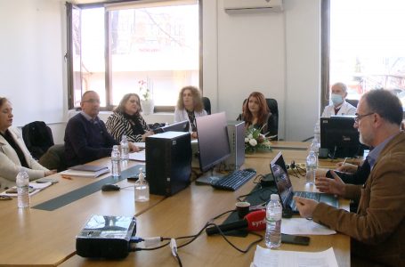 Komisioni parlamentar për Shëndetësi dhe Mirëqenie Sociale viziton QKMP-në në Gjakovë