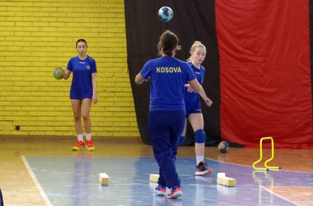 Përfaqësuesja e Kosovës U17 në hendboll, po zhvillon përgatitjet e fundit para Kampionatit Mesdhetar