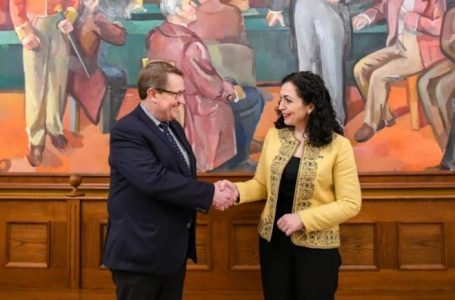 Presidentja Osmani u prit në takim nga kryetari i Kuvendit të Islandës