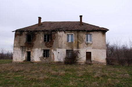 Ky është objekti i stacionit policor i viteve të 50-ta në Rogovë të Hasit
