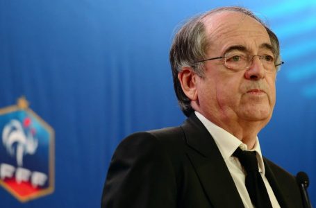 Një muaj pas pezullimit, Le Graet jep dorëheqjen nga drejtimi i federatës franceze