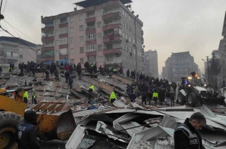 Sërish tërmet në Turqi, dy goditje brenda disa minutave