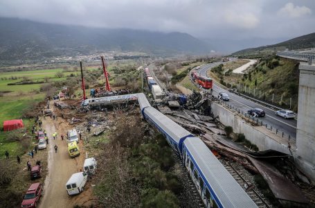 Xhaçka: Gjashtë shqiptarë vdiqën në aksidentin e trenave në Greqi
