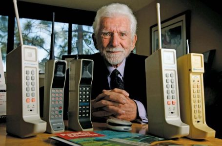 50 vjet nga telefonata e parë me celular