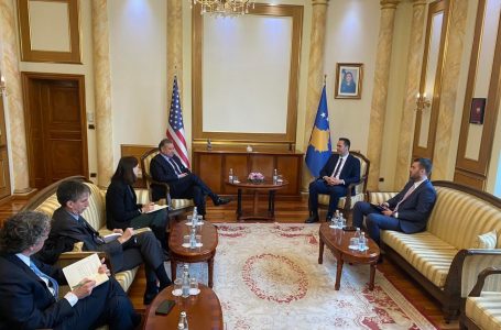 Konjufca pas takimit me Escobarin: Kosova ka luajtur rol konstruktiv përgjatë gjithë procesit të dialogut