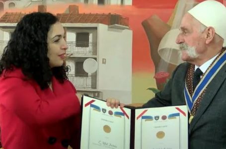Rifat Jashari nderohet me “Urdhrin e Lirisë”, krerët shtetërorë e quajnë Prekazin kryeqytet i kryengritjes shqiptare