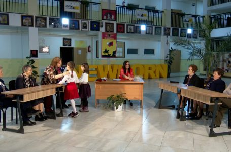 TV Syri vazhdon traditën, nderon mësueset për ditën e tyre