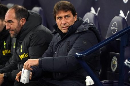 E bujshme nga “The Times”: Conte mund të rikthehet në Itali te gjigantët e Serie A