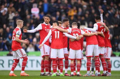 Arsenal planifikon gjashtë shitje për të financuar katër blerje të mëdha