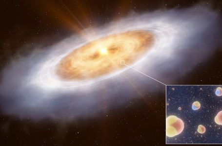Astronomët janë pranë zbulimit të misterit miliarda vjeçar, zbulojnë molekula uji rreth një ylli