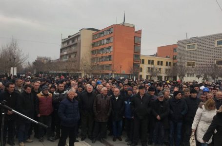 Sot protestojnë punëtorët e KEK-ut, duan rritje pagash