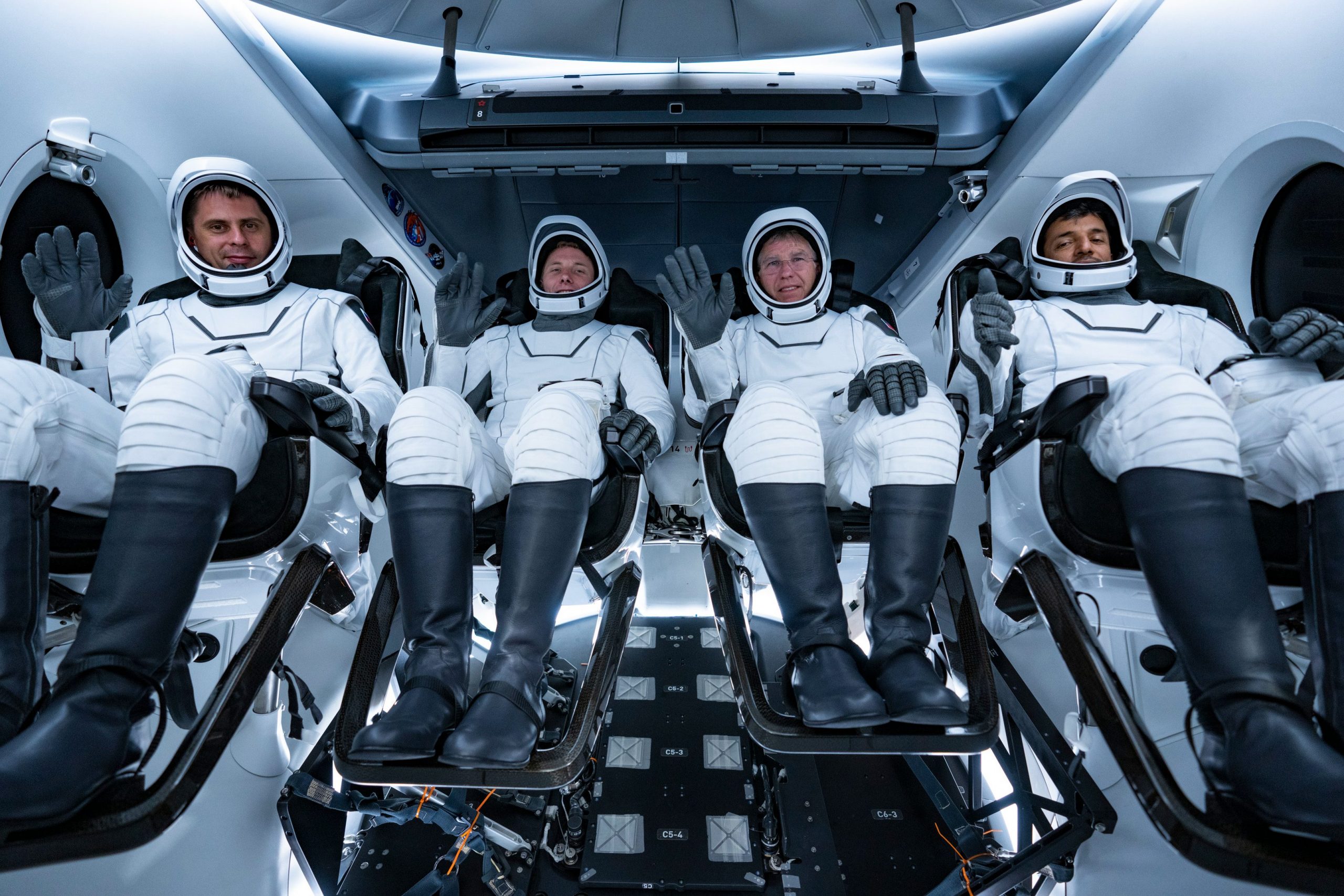 Pas problemeve me kapsulën, Space X dërgon me sukses në Hapësirë katër astronautë