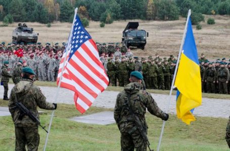 SHBA i jep Ukrainës 400 milionë dollarë ndihmë ushtarake