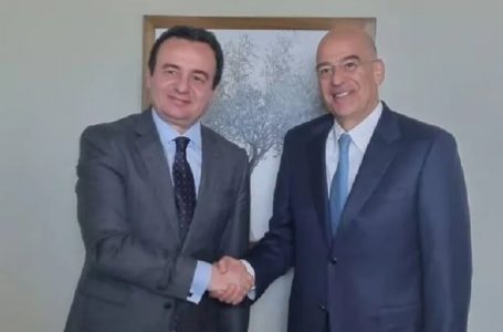 Kurti takon kryediplomatin grek, kërkon zbatim pa vonesa të Marrëveshjes së Ohrit