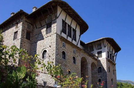 Vlerat historike të banesës ‘Zapanaja e Zekatëve’ e ndërtuar që në vitin 1811