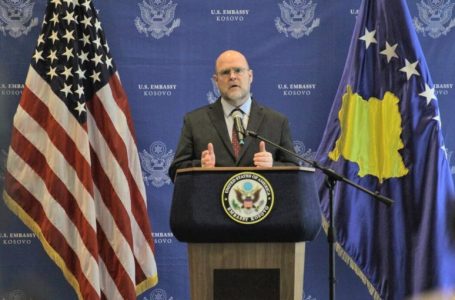 Hovenier: Kosova ta themelojë Asociacionin nëse do të anëtarësohet në strukturat evropiane