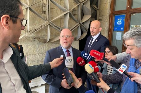 Ambasadori amerikan kërkon implementimin e marrëveshjes së Ohrit