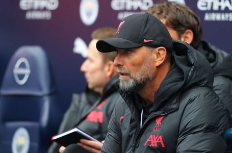 Klopp: Orari i i ndeshjeve është totalisht i çmendur, kjo që na bëjnë është krim