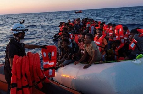 Rreth 1600 emigrantë janë shpëtuar nga Italia në Mesdhe, në dy ditët e fundit