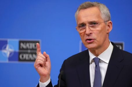 Stoltenberg flet me Borrellin: Prishtina duhet të de-përshkallëzojë, të mos ndërmarrë hapa destabilizues