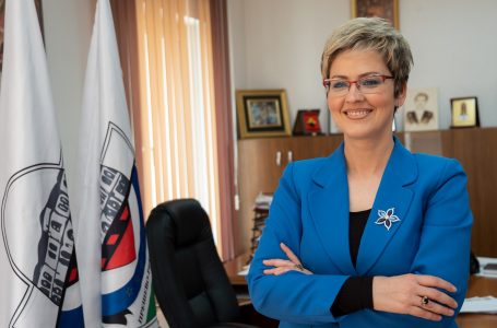 Sinani: Rreshtimi i Serbisë me Evropën të vlerësohet edhe me të drejtat e minoriteteve