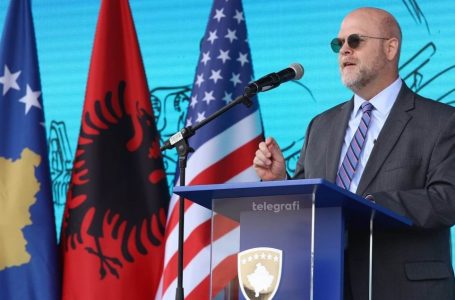 Ambasadori Hovenier: Qëllimi i ‘Defender Europe 23’ është të tregohet aftësia e forcave ushtarake për të mbrojtur aleatët