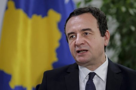 Kurti në 24 vjetorin e masakrës në Vushtrri: Krimet e Serbisë në Kosovë nuk mund të shlyhen