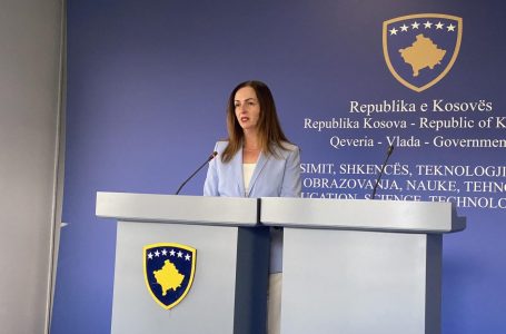 Nagavci paralajmëron ndërtimin e çerdheve në katër qytete, jep detaje për ndarjen e 70 bursave