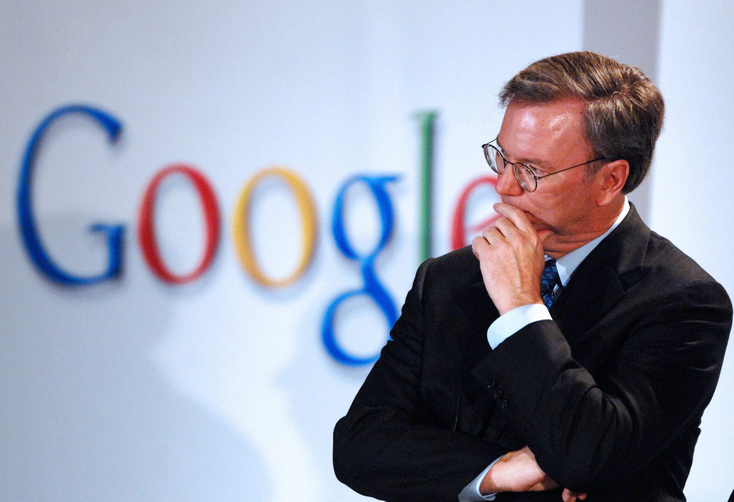 Inteligjenca Artificiale paraqet “rrezik ekzistencial”, thotë ish-CEO i Google, Eric Schmidt