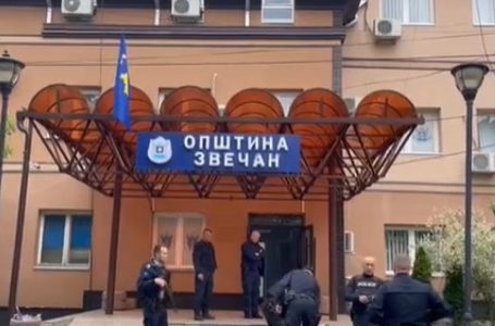 Flamuri i Kosovës vendoset edhe në Komunën e Zveçanit
