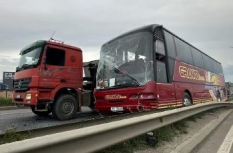 Aksident trafiku në Vragoli, lëndohen 30 persona (FOTO)