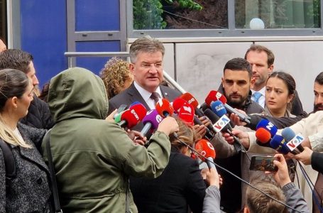 Takimet në Bruksel, Lajçak: Nuk negociojmë në mënyrën “merre ose lëre”