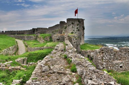 El Diario: Shqipëria, një nga destinacionet më të paeksploruara në Evropë