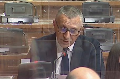 Kamberi: Në Serbi kërcënohen e dënohen të gjithë ata që kanë mendim ndryshe