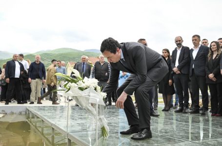 Kurti në Korishë: Shteti i Kosovës do të kujdeset maksimalisht për trashëgiminë e luftës në Kosovë